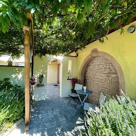 Lo'gite L'allee Du Val Holiday home