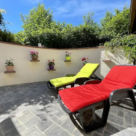 Lo'gite L'allee Du Val Holiday home Lalaye