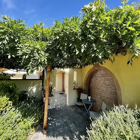 Lo'gite L'allee Du Val Holiday home