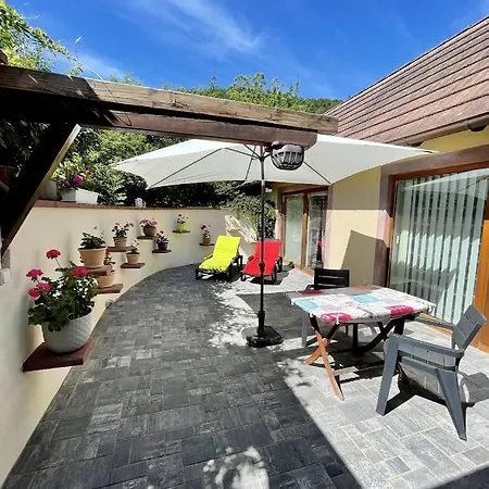 Lo'gite L'allee Du Val Holiday home Lalaye