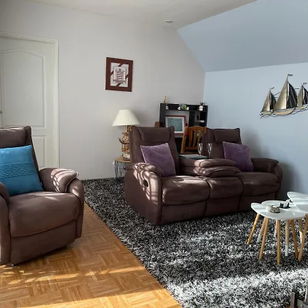 Holiday home Lo'gite L'allee Du Val