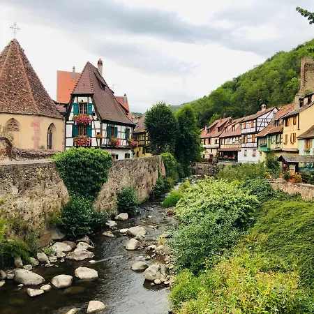 Lo'gite L'allee Du Val Lalaye