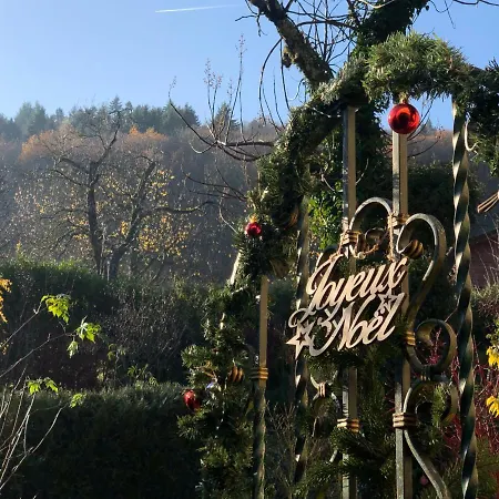 Lo'gite L'allee Du Val Holiday home Lalaye